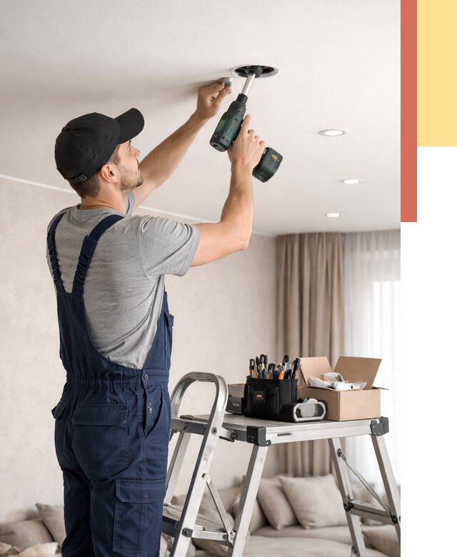 Установка и монтаж точечных светильников в натяжной потолок в Мценске от 1823 руб. | ОТДЕЛОЧНИК-Мцн